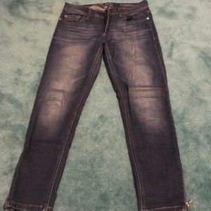 DL skinny ankle zip jeans